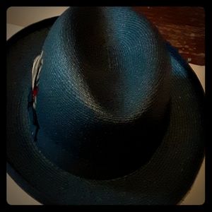 A Giorgio Brutini hat